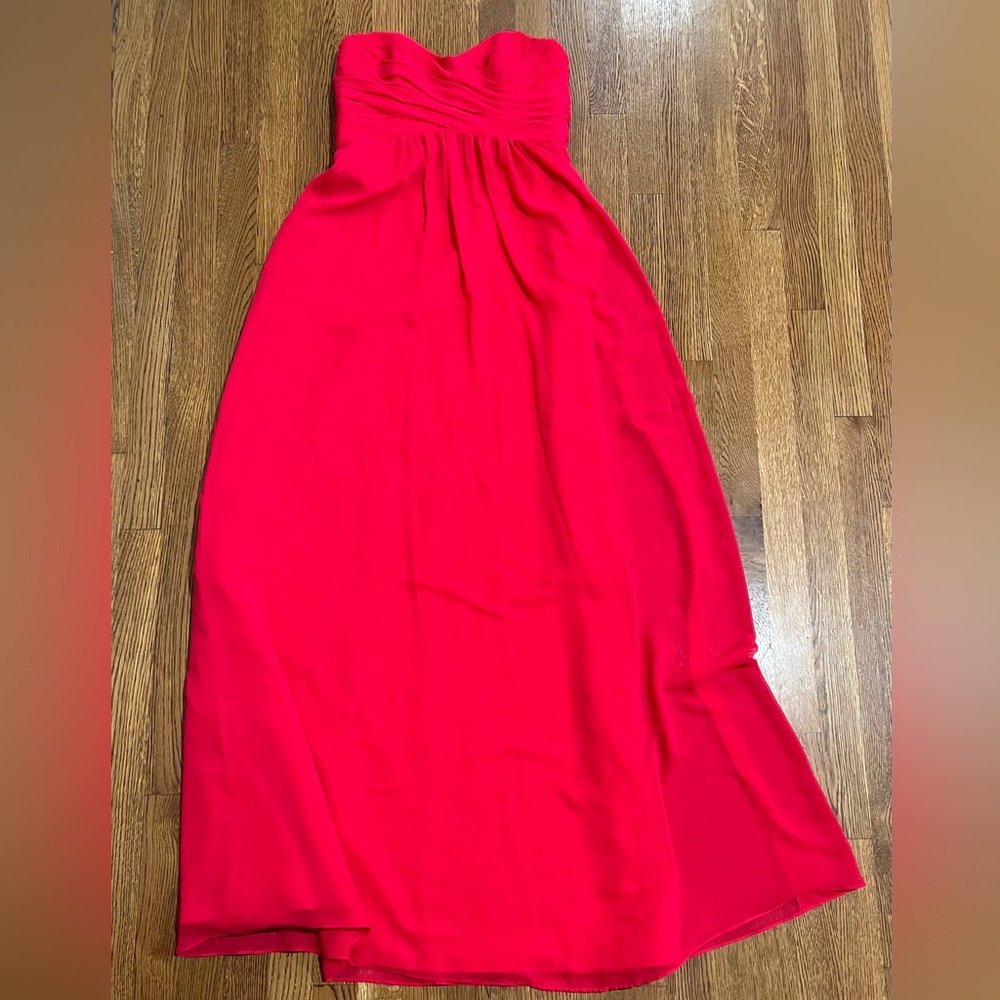 Women’s Floor Length Formal Gown